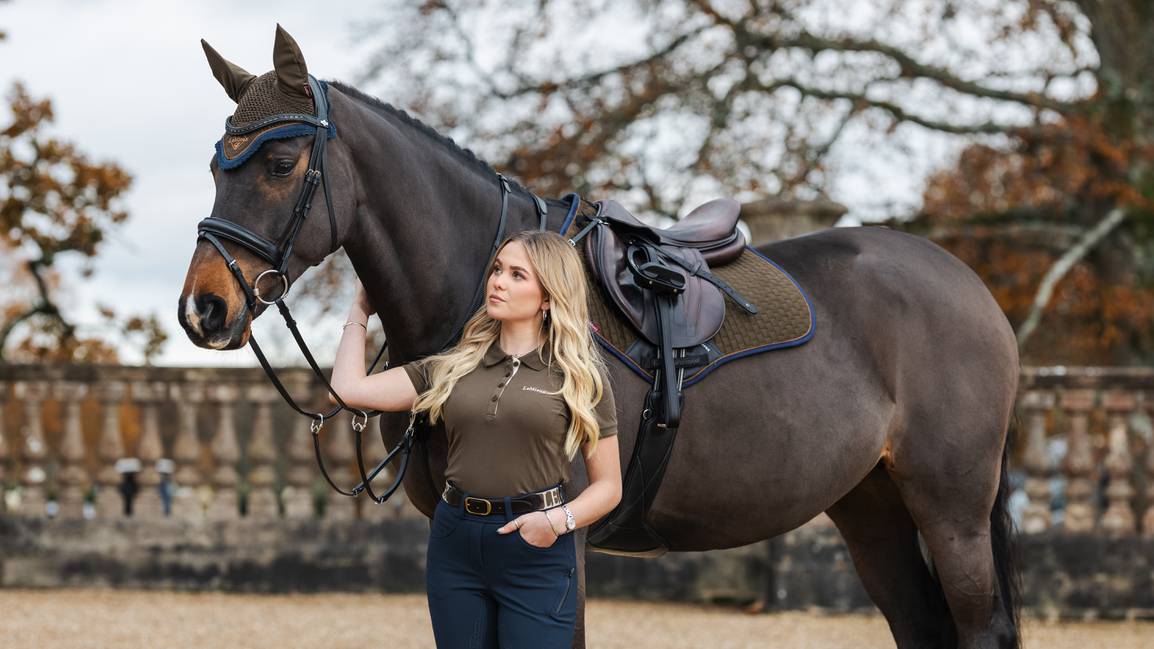 LeMieux Suede GP Square Saddle Pad